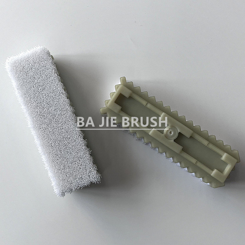 Needleloom Brush