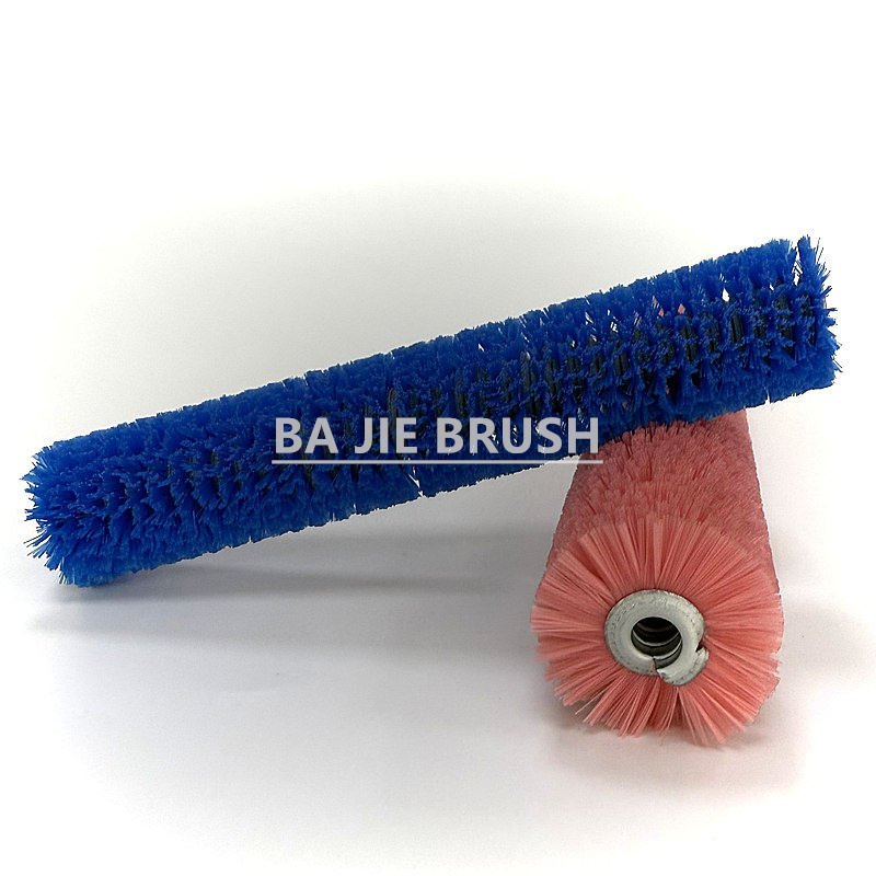 External Spiral Brush